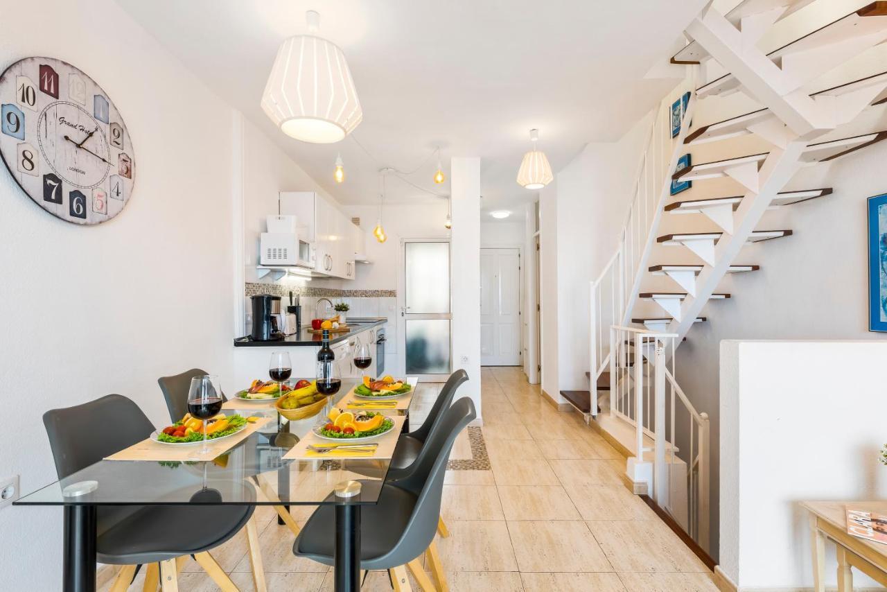 1314 Fabulous 2 Bedroom Accommodation Roof Terrace กาเยาซัลวาเค ภายนอก รูปภาพ